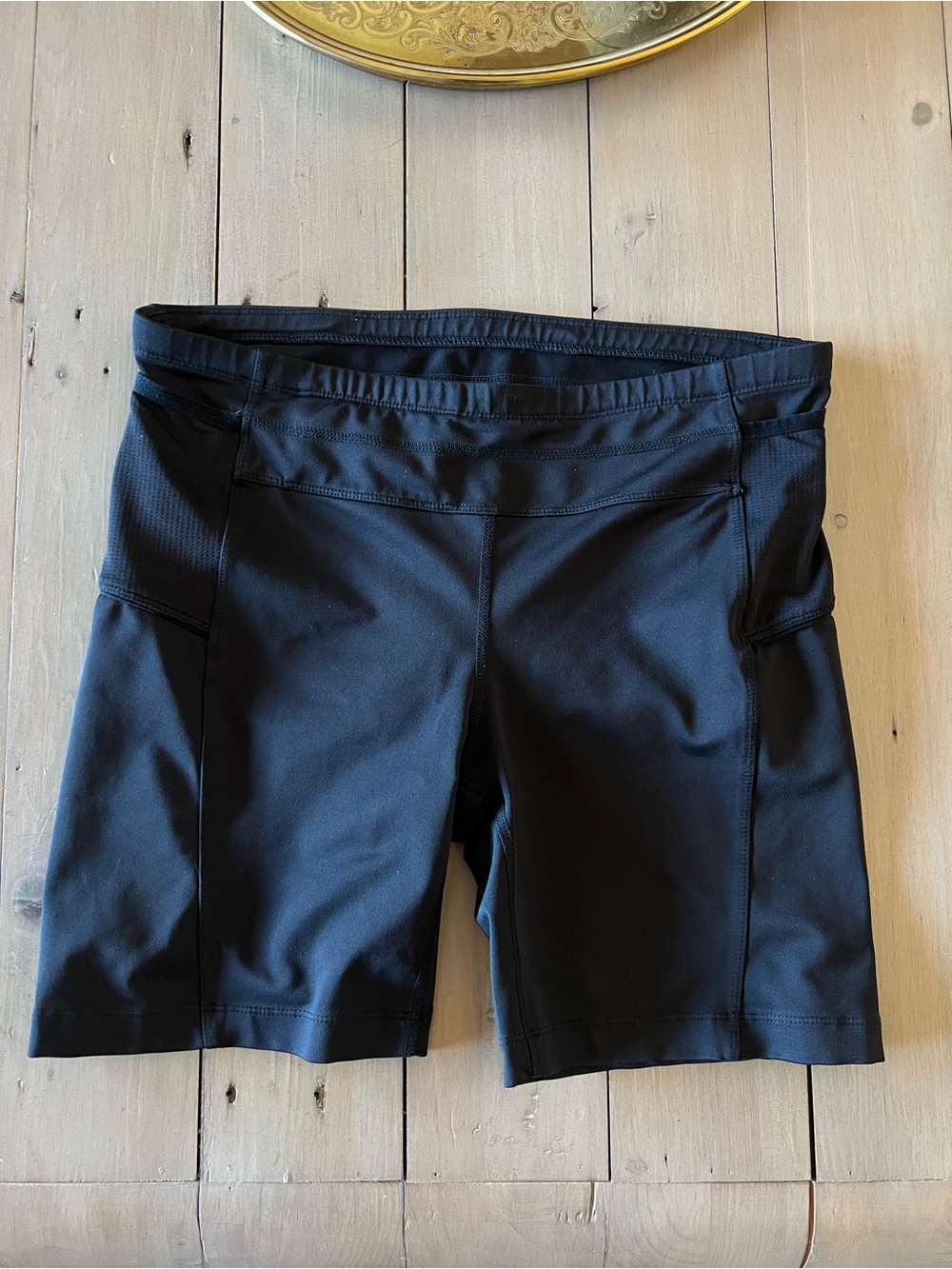 Athleta Biker Shorts med